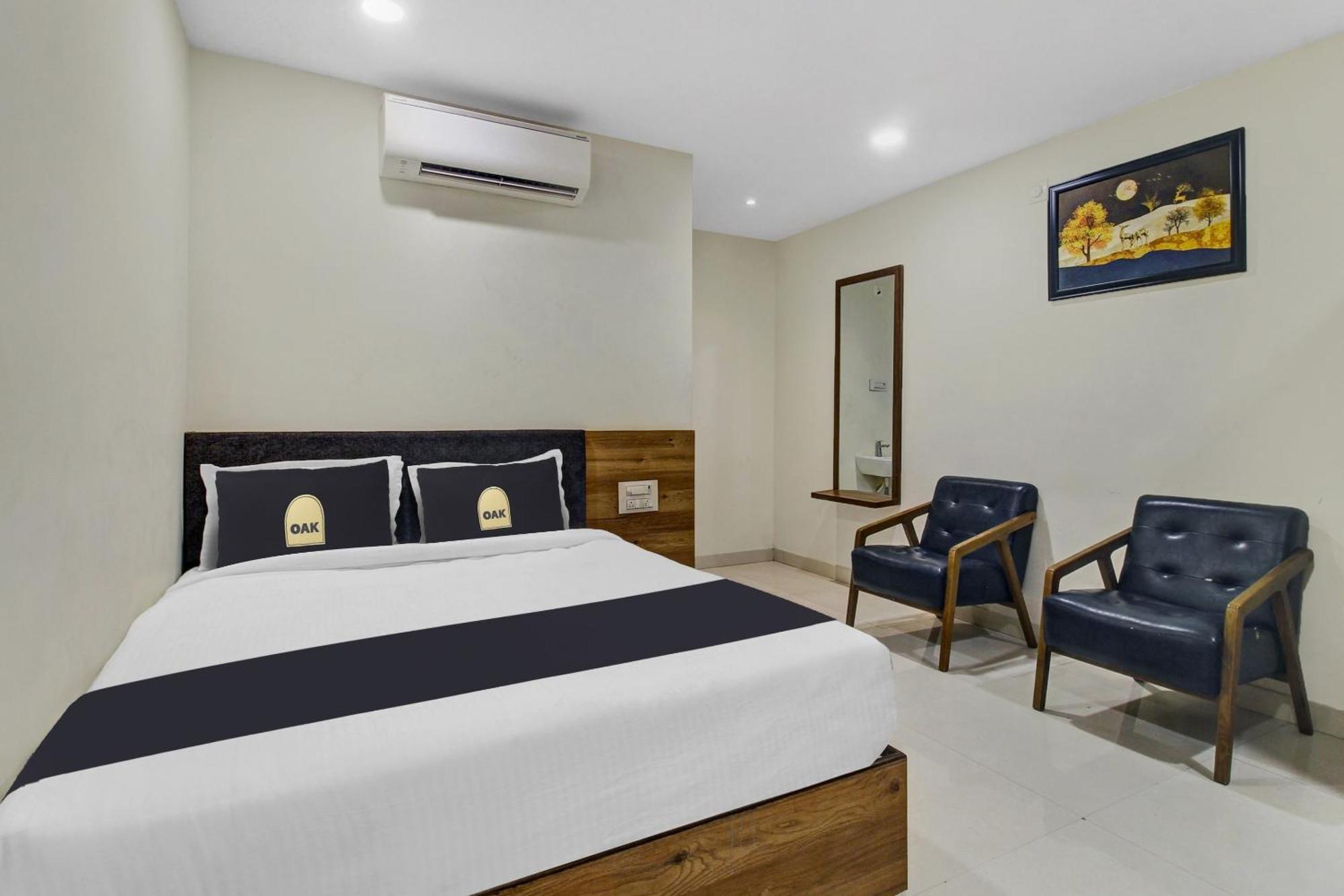 Collection O Hotel Swagath Pride Mancherāl Dış mekan fotoğraf